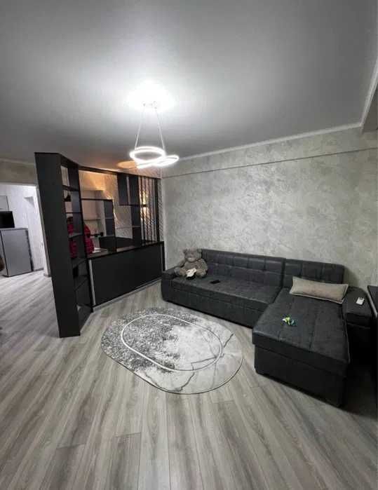 R8 Сдаётся квартира 2/3/5 на Кадышева!