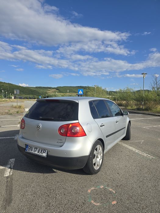 Vând golf 5 1.4 fsi 2005