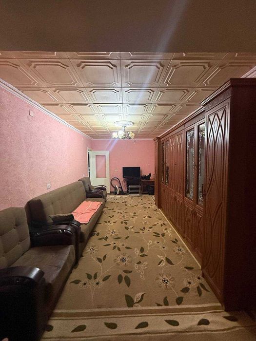 Срочно ПРОДАЁТСЯ 3 КОМНАТНАЯ КВАРТИРА Район: Московская 72 кв.м.