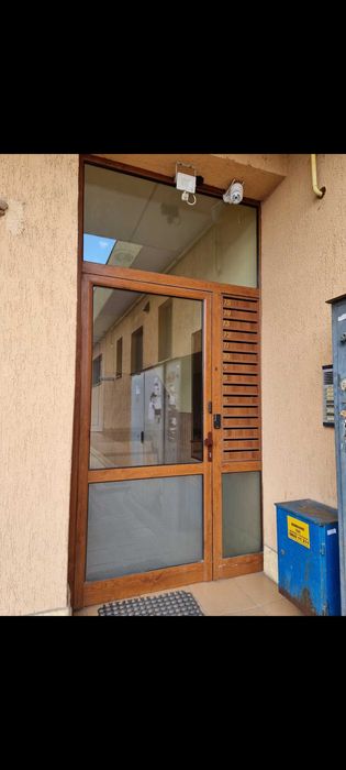 Дава се под наем Тристаен апартамент в Разград, Център - 95 кв.м за 348.84 € - Снимка #3