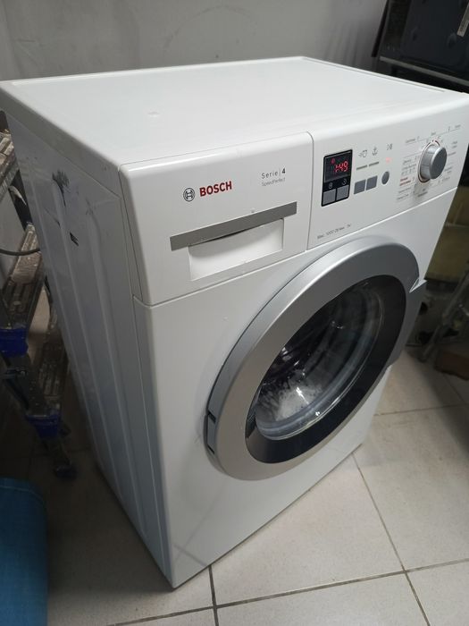 Продам стиральную машинку 35000