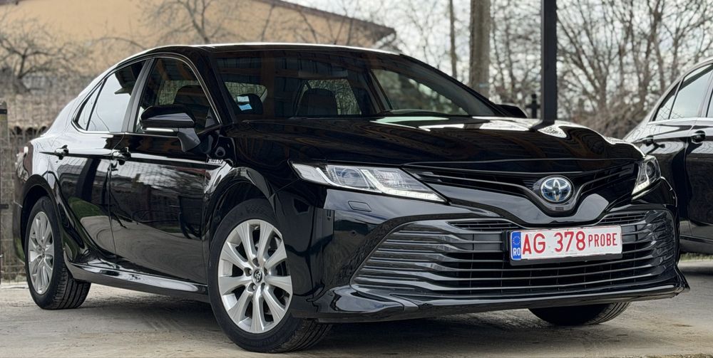 Toyota Camey 2019 Hybrid euro 6 led navi camera keyless km reali