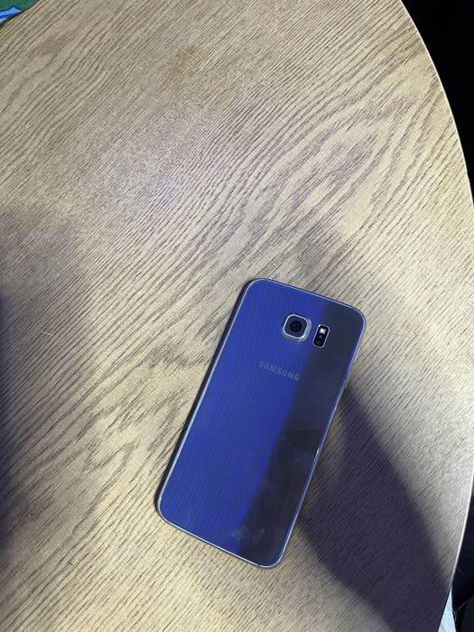 „Samsung Galaxy S6 – отличен, работи перфектно, готов за ползване“