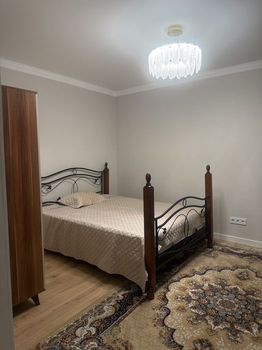 Продам кровать кованную с матрасом