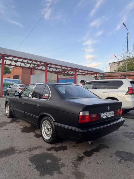 Продам бмв е34..