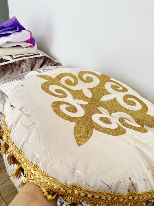 Набор саукеле с подушкой