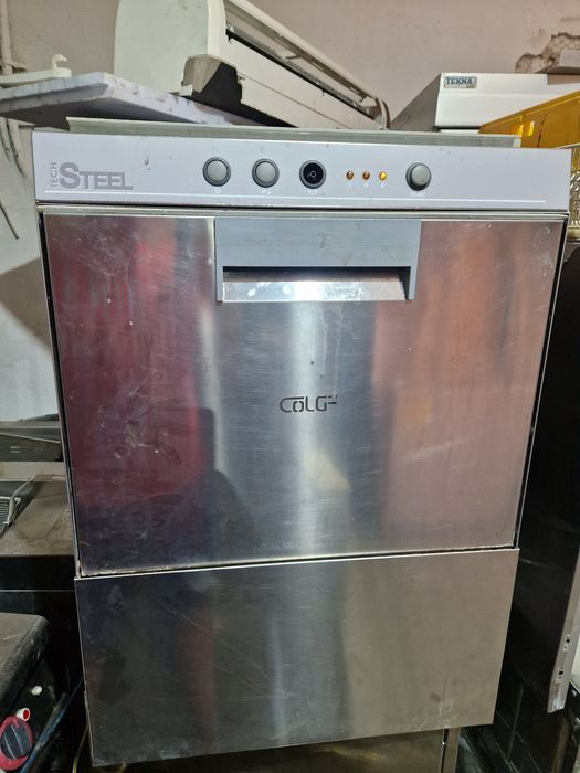 Mașina spălat vase cu sau fara  capota,  la 380v, spalare rapida,  cic