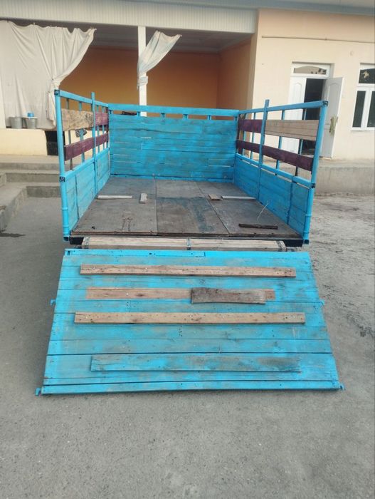 Прицеп срочно сотилади