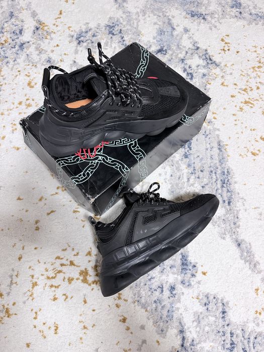 Versace Chain Reaction