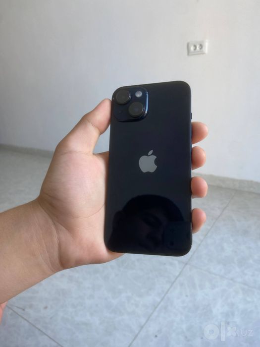 iPhone 13  c гарантией