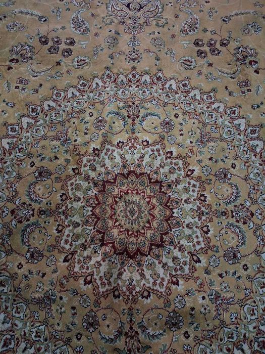 Продам шёлковый ковер премиум класса