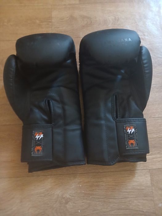 Venum boks perchatka