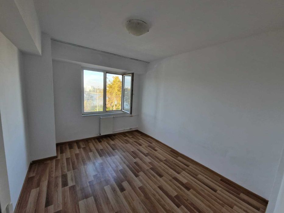 Apartament 2 camere decomandat, Str. Isaccei Tulcea, Bl Pelican, Etaj 2 / Proprietar