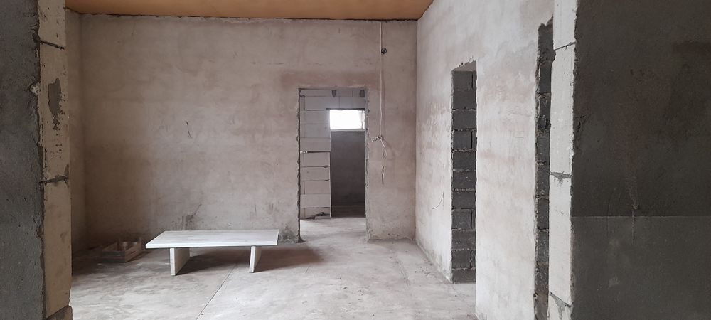 Продается дом в черновом вариянте