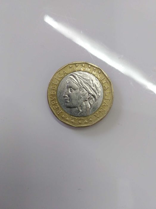 Монета 100 лири 1998година