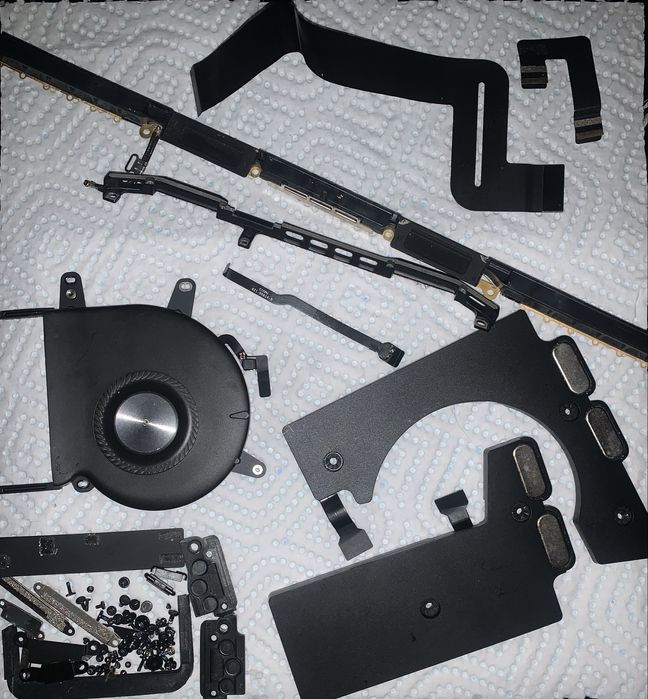 Части от macbook pro A1708 2017