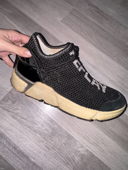 обувки с камъни replay