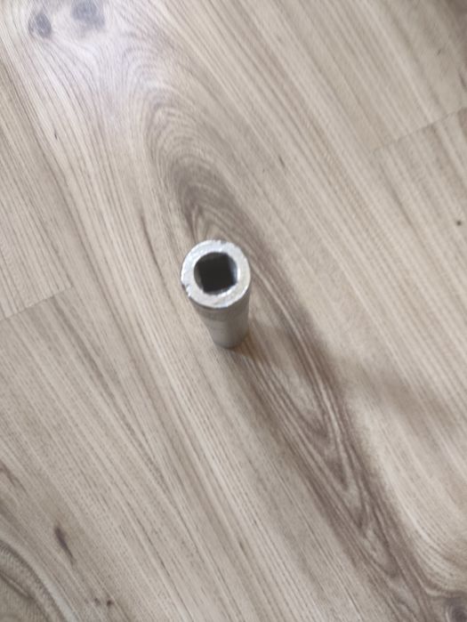 Инструменти Facom