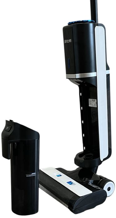 Пылисос почти новый