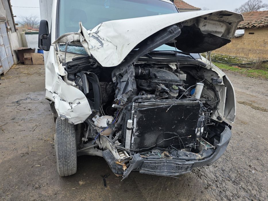 Авто тенекеджийски услуги на стенд