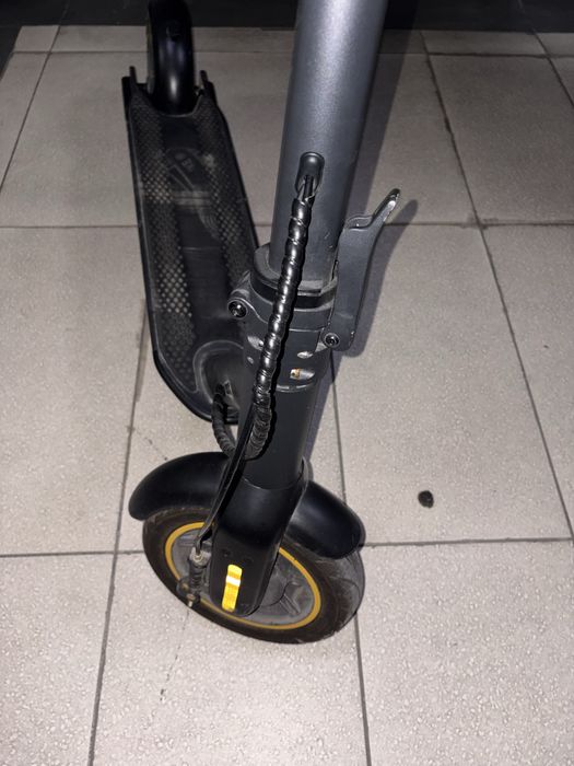 Продам самокат Kugowey