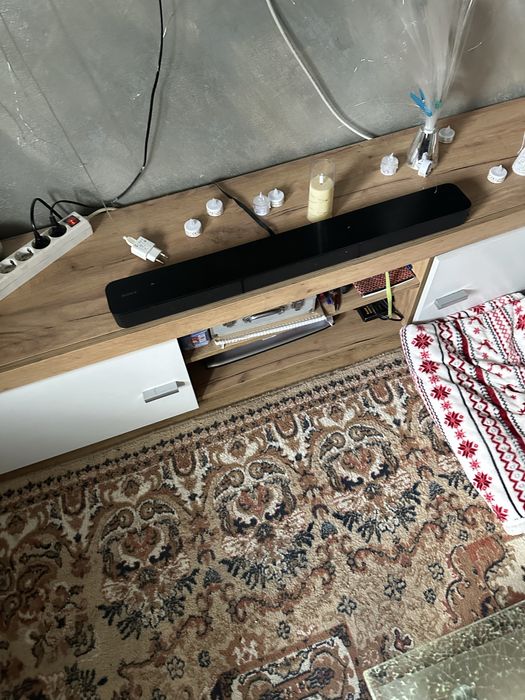 Sondbar sony are si cutia dela el