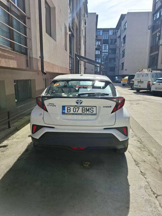 Toyota Chr 2023 intretinuta obsesiv
