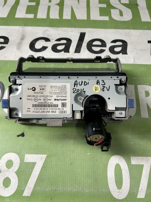Display bord navigație Audi A3 8V