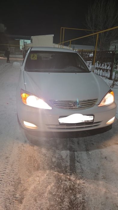 Продам таёта 30  белый цвет