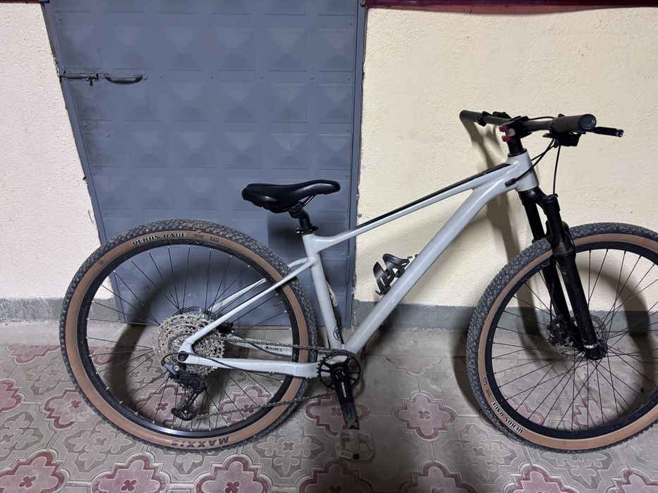 Продам Giant Fathom