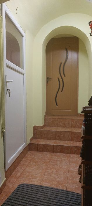 Vând garsoniera sb