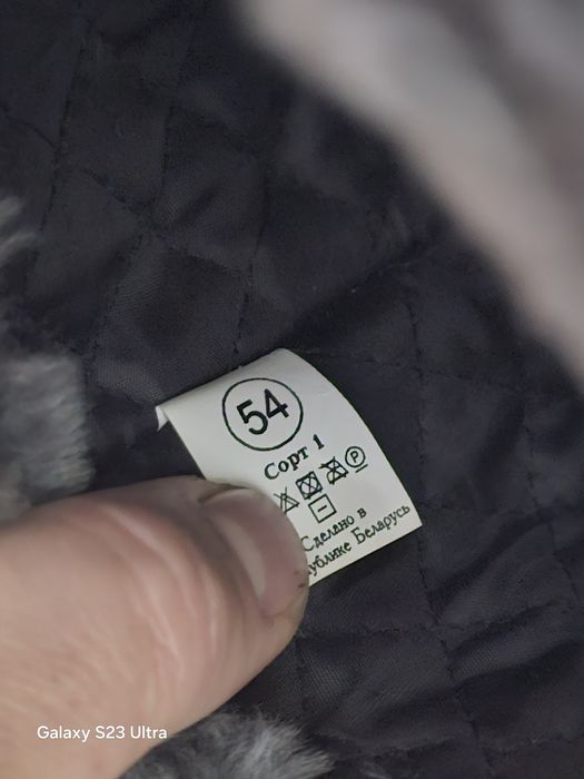 Продам зимнию шапку детская