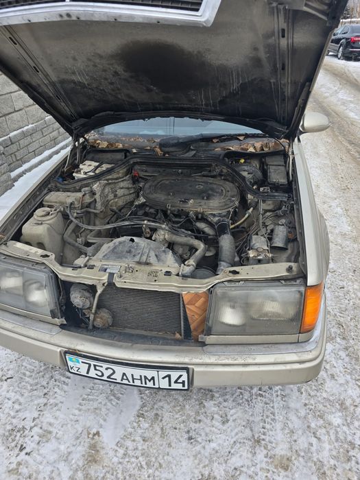 Запчасти Mercedes W124, 102