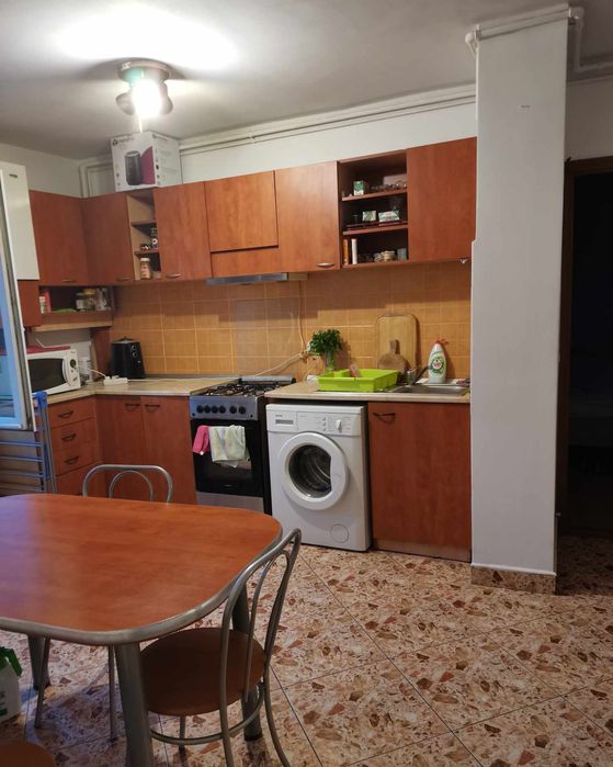 Cameră de închiriat