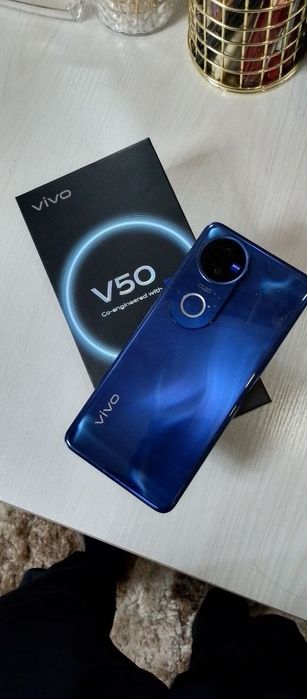 Vivo V50 с гарантией