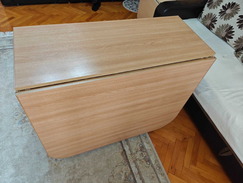 Masă pliabilă/extensibila din pal melaminat 100cmx190cm