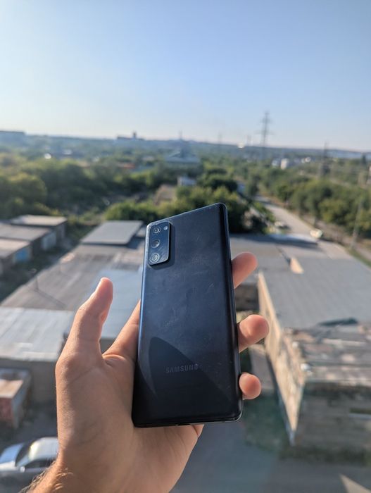 Samsung S20FE 8/128