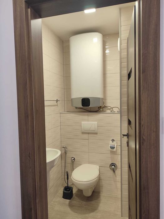 Дава се под наем Тристаен апартамент в Пловдив, Кючук Париж - 85 кв.м за 612 € - Снимка #7