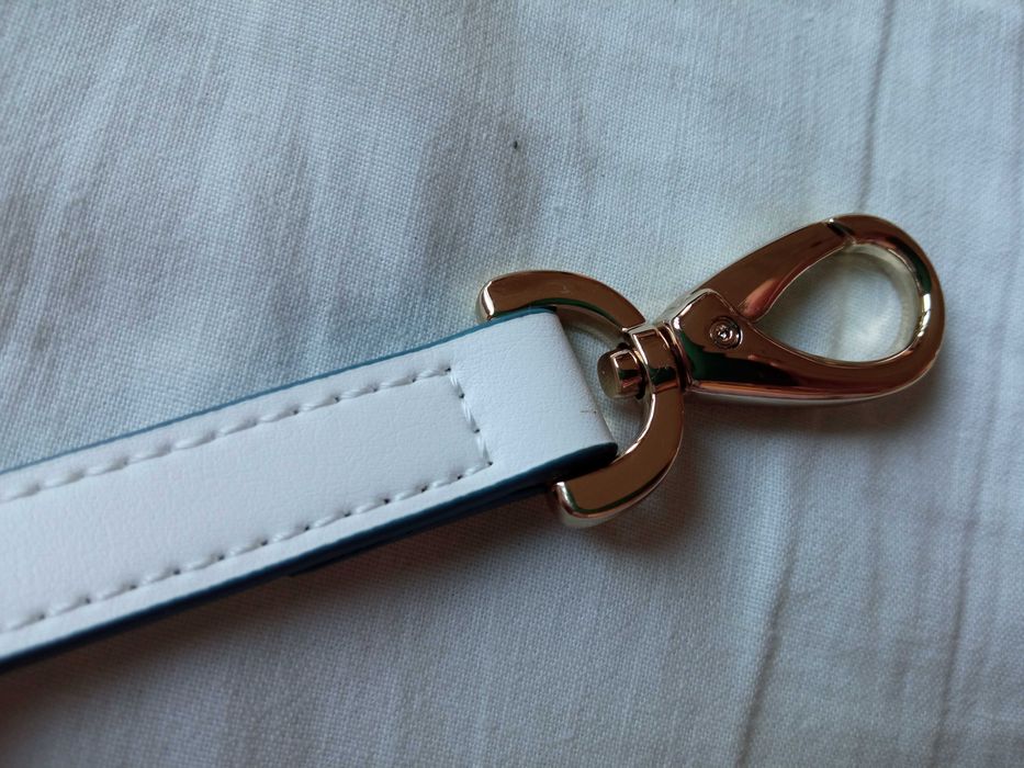 Дълга бяла дръжка за чанта Tosca Blu