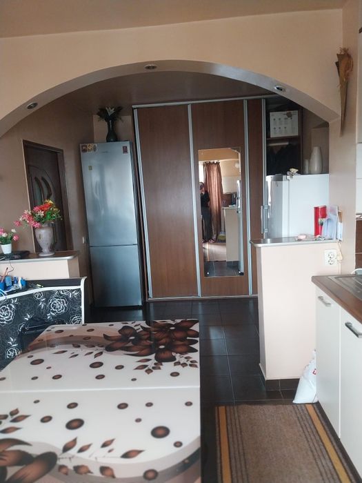 Vând apartament 2 camere