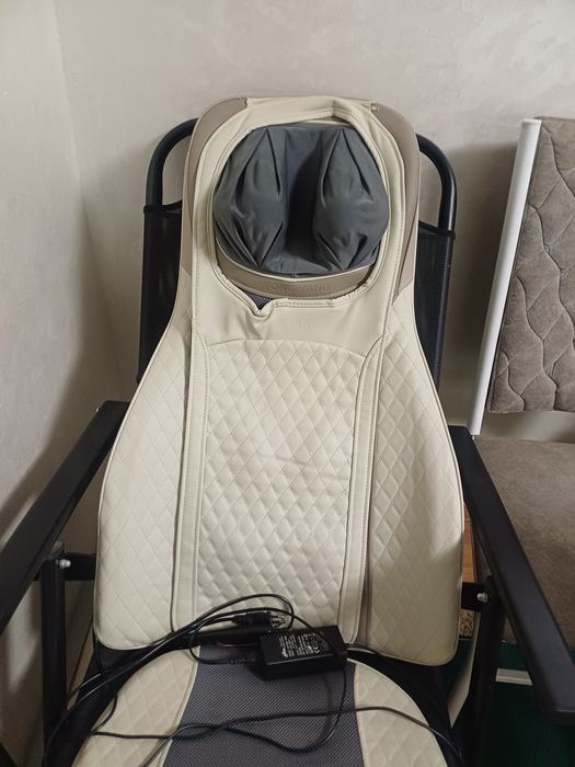 Продам массажное кресло