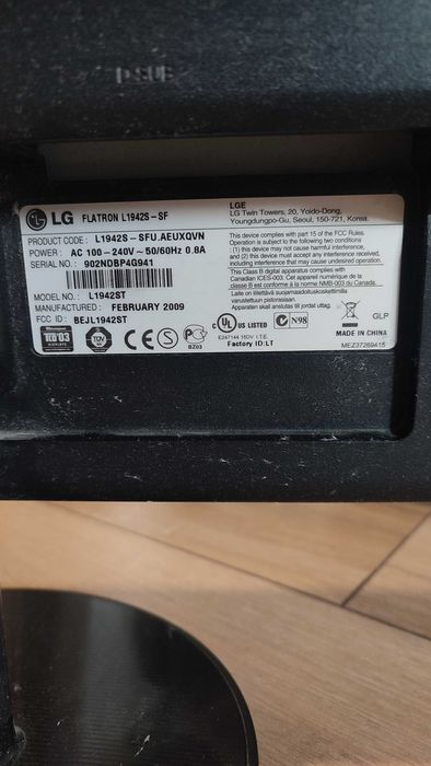 Монитор LG 19 дюймов