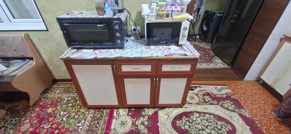 Продаёстся тумбочка комод