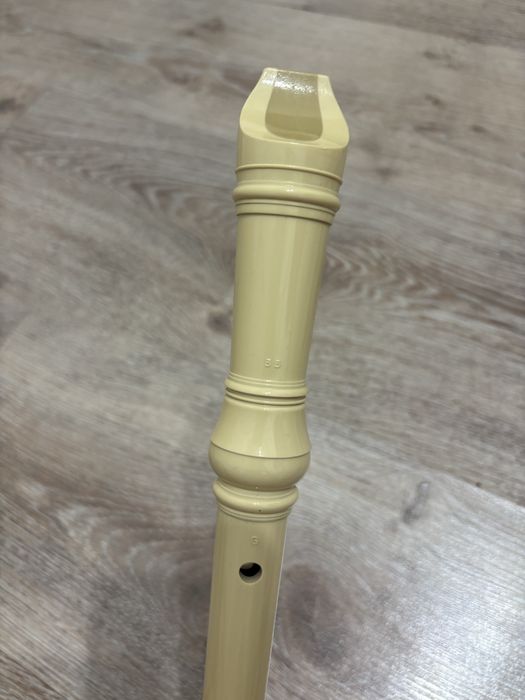 блокфлейта-сопрано Yamaha YRS-24B