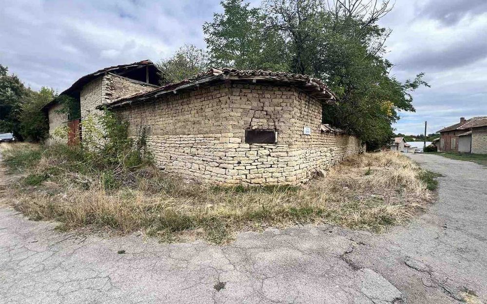 Продава се Къща в Търговище, Център - 90 кв.м за 284 €/кв.м - Снимка #2