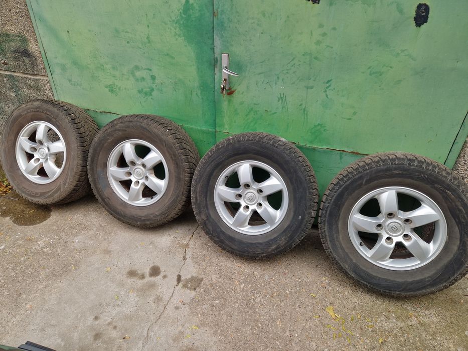 Гуми с джанти за Соренто