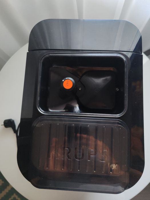 Espressor automat Krups Quattro Force EA880E - Funcționează perfect