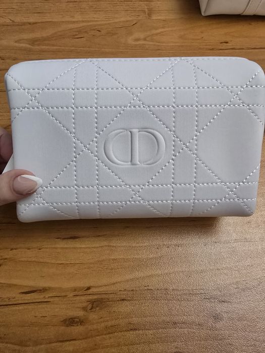 Dior оригинални несесери