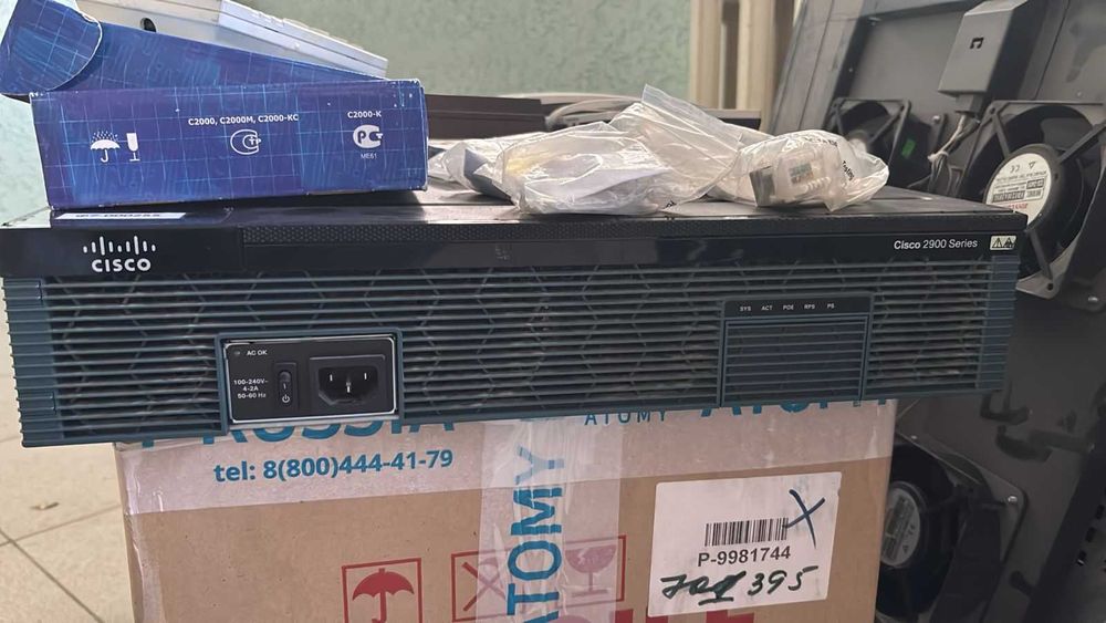 Шкафы серверные б/у