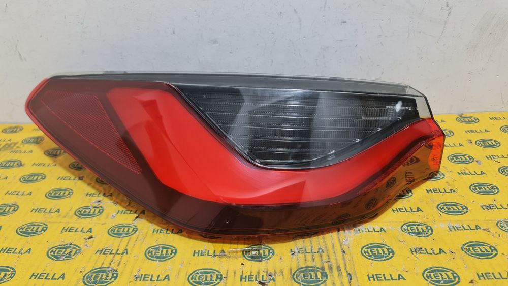 Lampa tripla stop led  BMW seria 4 G22 M4 
Produs original